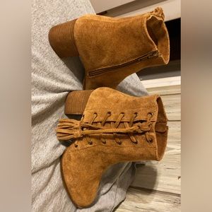 Size 6 adorable booties